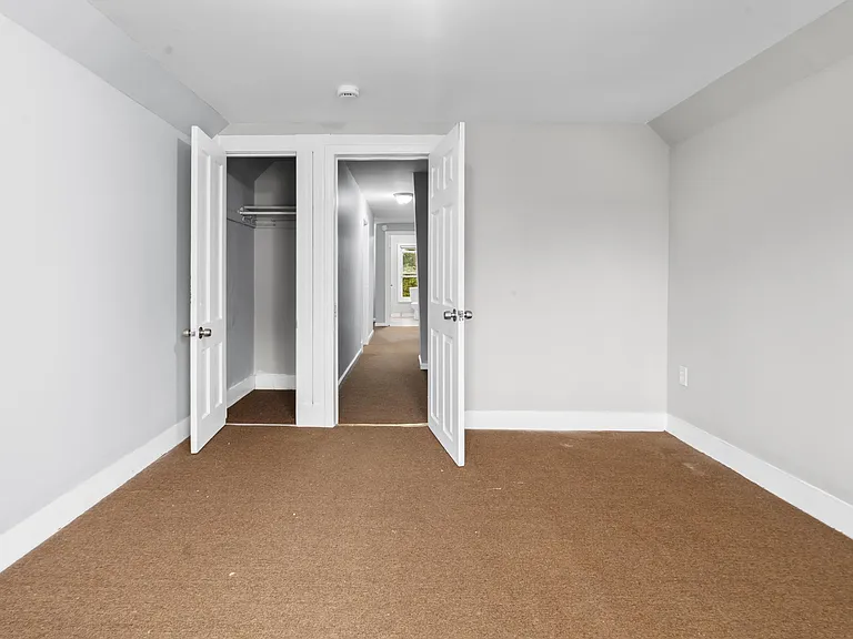 354 Poplar St #2 — Photo 8