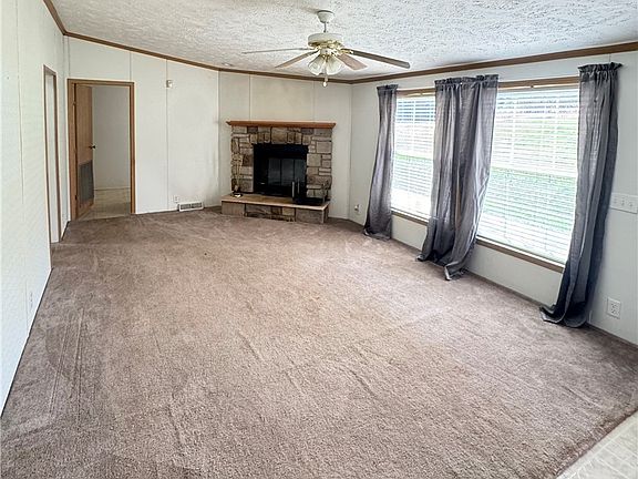 4th image of 28240 Osborne Rd