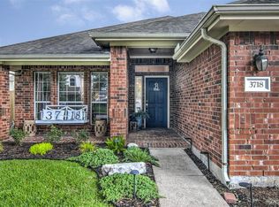 3718 Wild Oak Dr, Pearland, TX 77581