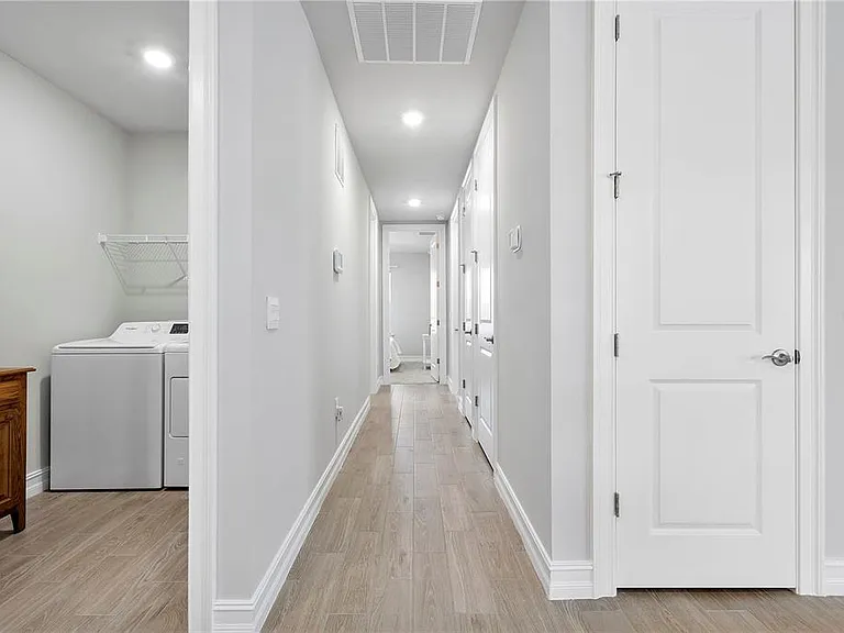 17639 Wild Iris Ln — Photo 11
