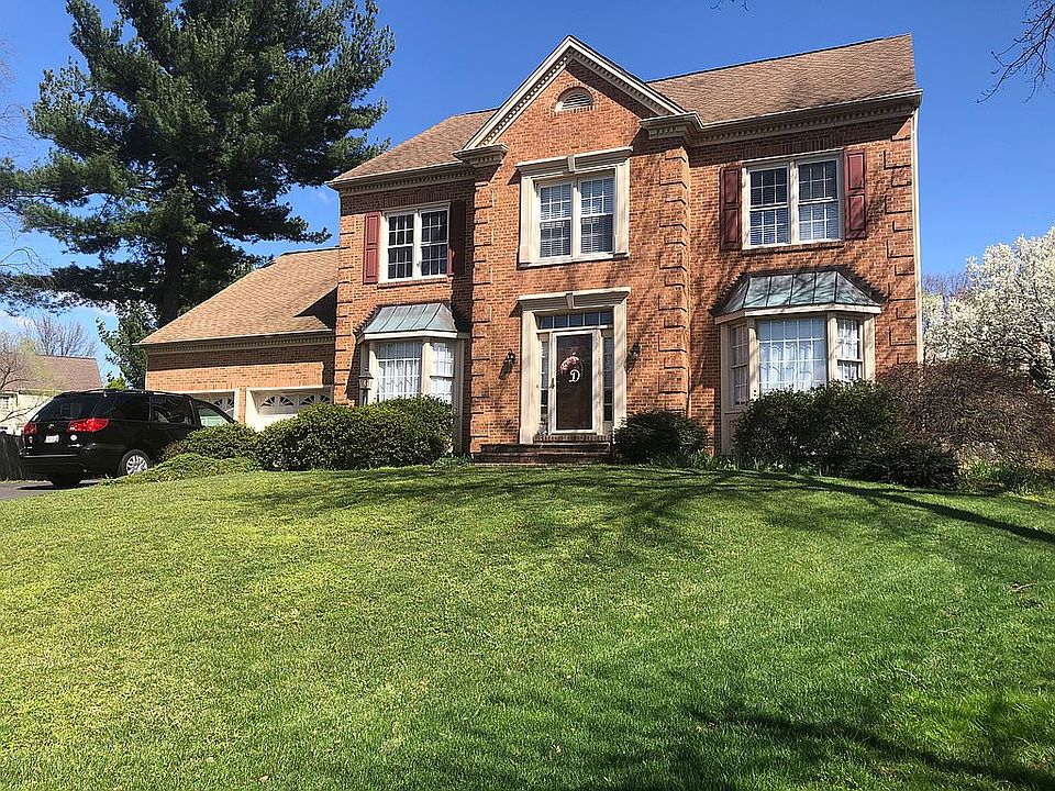 1st image of 13101 Meadow Hall Ct