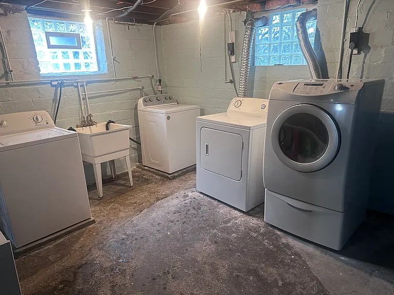 washer and dryer units