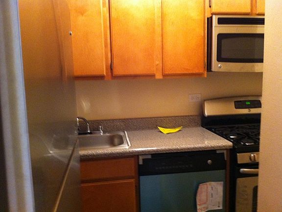 4th image of 14210 Roosevelt Ave APT 225