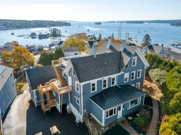 56 McKown Street, Boothbay Harbor, ME 04538