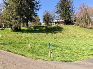 1200 Vl Hollyridge Dr, Tillamook, OR 97141