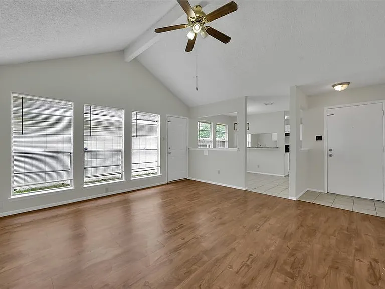 23522 Pebworth Pl — Photo 4