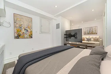 Rented by Living New York