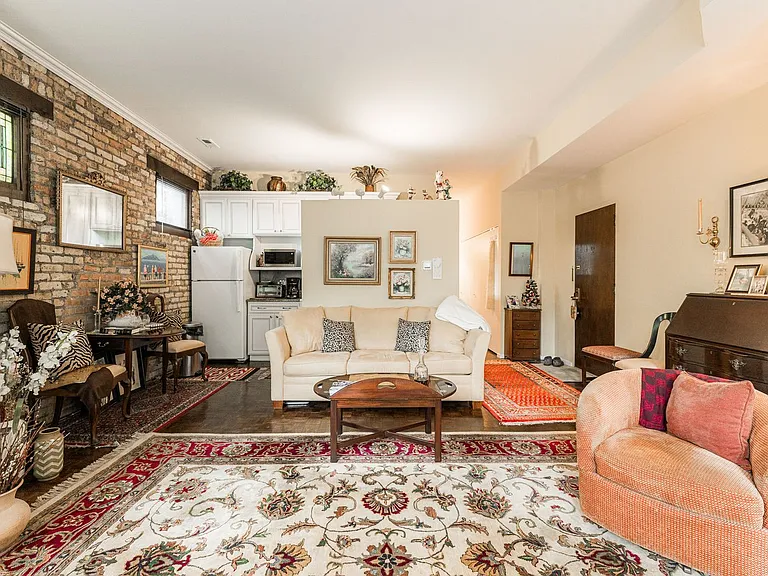 454 W Wrightwood Ave #2A — Photo 4