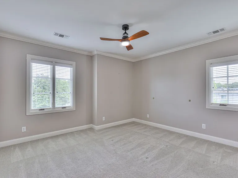 4100A Oriole Pl — Photo 44