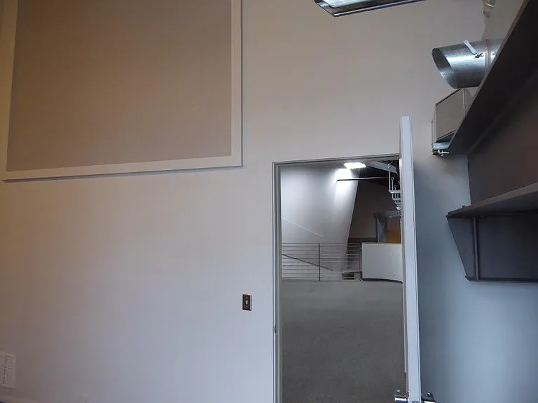 1618 Payne St — Photo 7