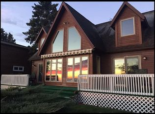 2825 Lakeshore Rd, Applegate, MI 48401