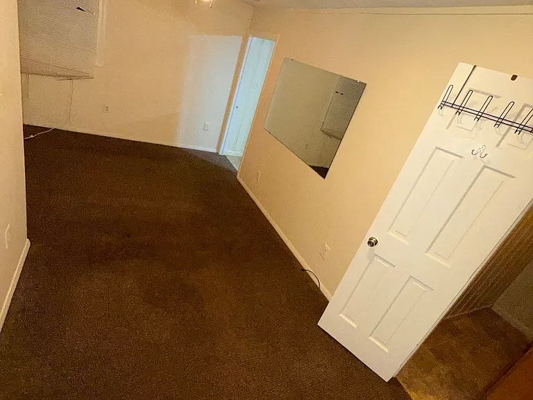 830 E River Rd #B — Photo 10