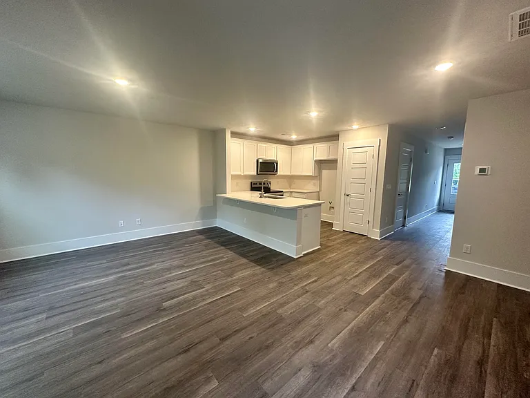 74 Cashmere Ct — Photo 5