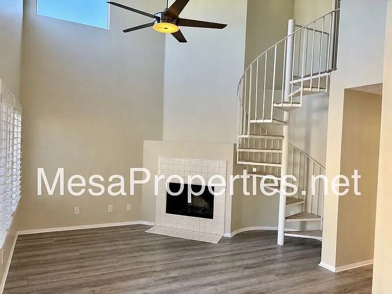 2 bed, 1.0 bath, 1035 sqft, $2,495 — Photo 4