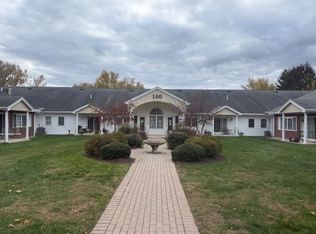 100 Lawrence St UNIT 5, Haverhill, MA 01830