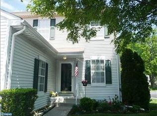 2424 Linksman Ln, Warrington, PA 18976