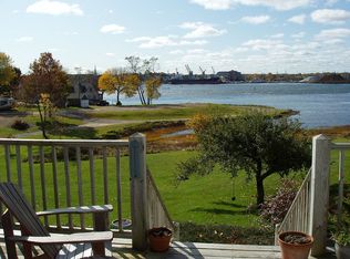 3 Langton St #B, Kittery, ME 03904