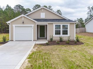 6969 Woodmark Dr, Fayetteville, NC 28314
