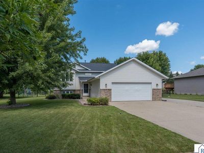 532 Lesueur Ave, Eagle Lake, MN, 56024