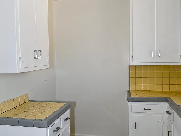 8167 Mountain View Ave #E — Photo 7