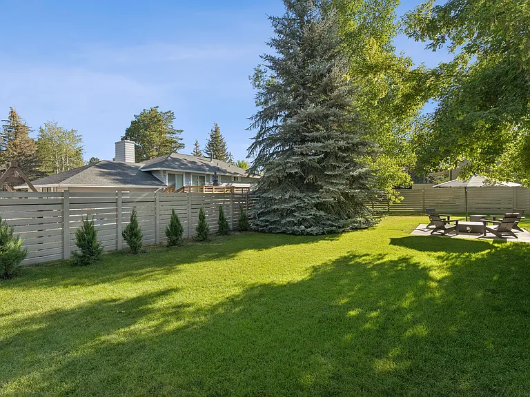 2651 Little Kate Rd — Photo 53