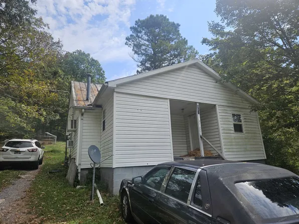 850 Defeated Creek Rd, Centerville, TN 37033