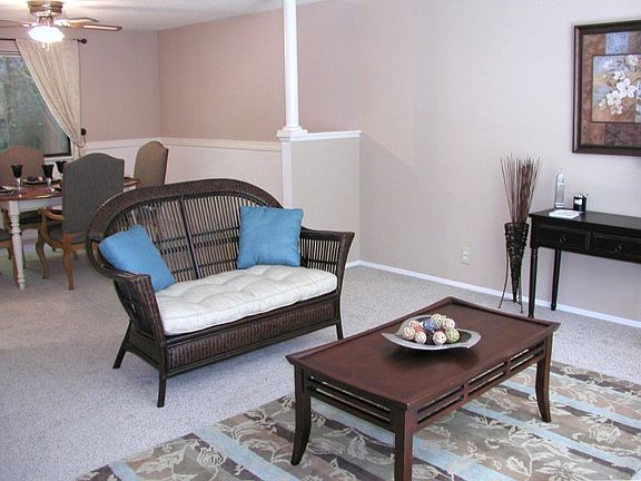 4th image of 14220 Salal Dr
