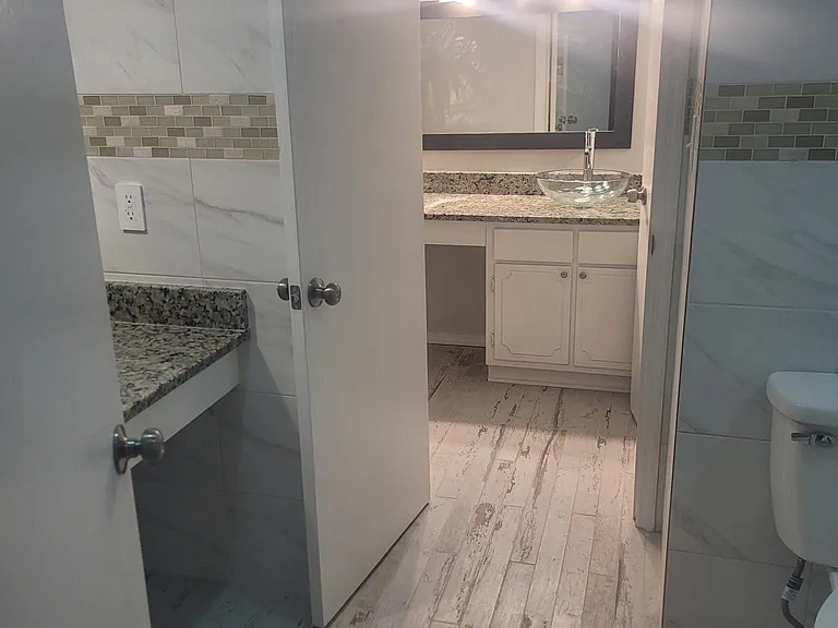 920 Lakewood Ln #920 — Photo 18