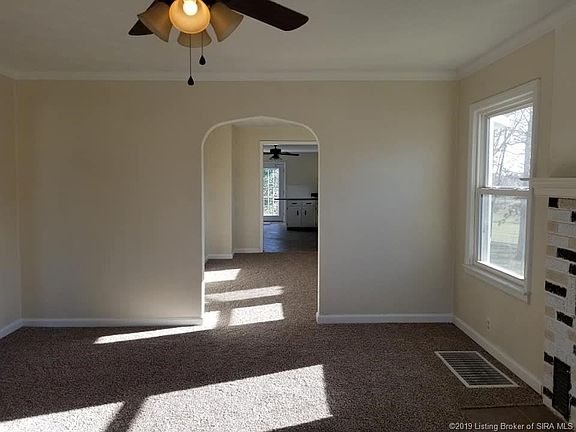 5th image of 106 S Standish St