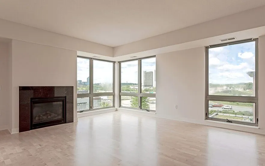 1 bed, 950 sqft, $1,940 — Photo 3