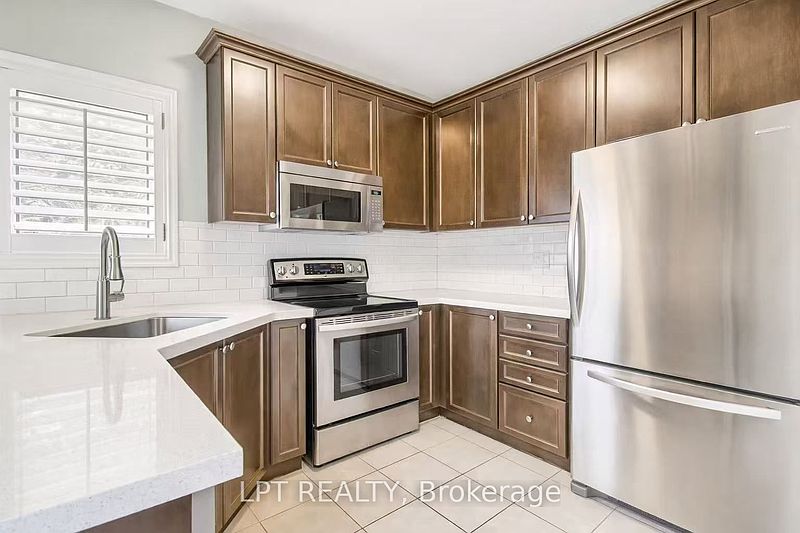 Aurora House for rent - 3 Bedrooms — photo 3