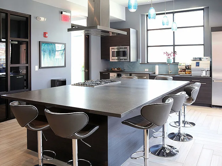 The Residences at Hamilton Lakes — Photo 19
