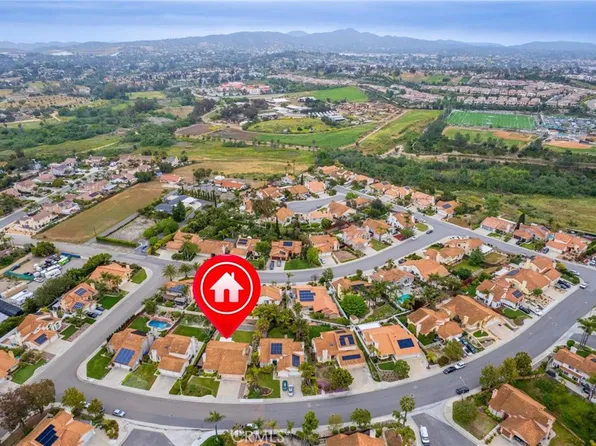 1975 Suncrest Ave, Oceanside, CA 92056