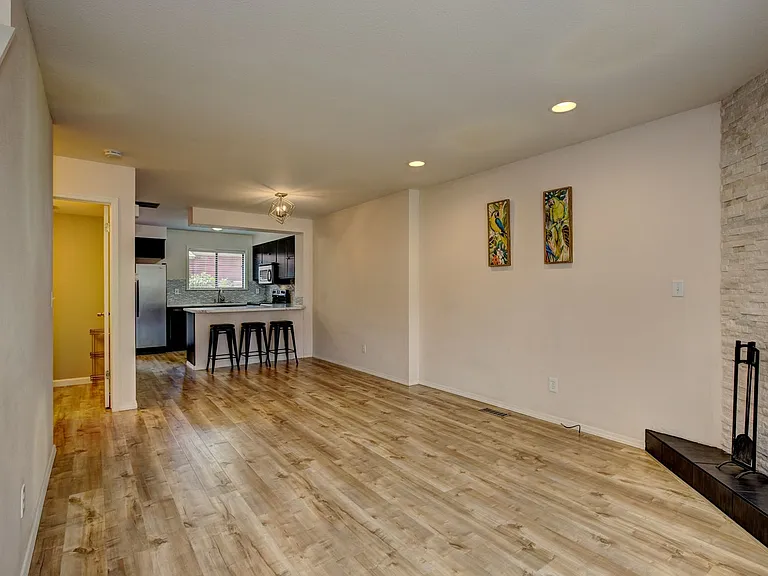 3036 S Betsy Ross Ln — Photo 7