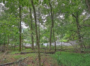 497 Pitt Rd, Kingsport, TN 37663