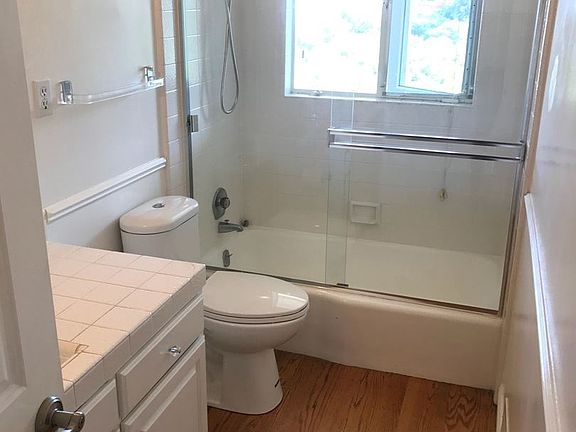 5th image of 2674 Summit Dr