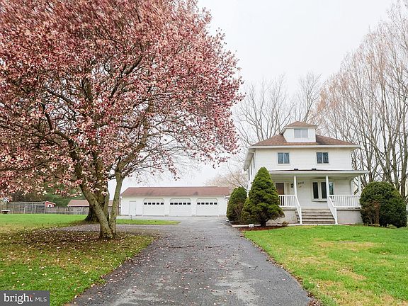 3rd image of 9301 Dogwood Rd