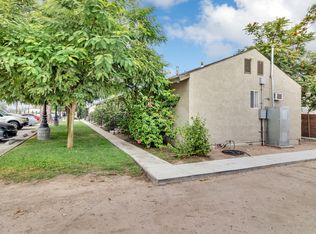 7733 Victoria Ave APT 9, Highland, CA 92346