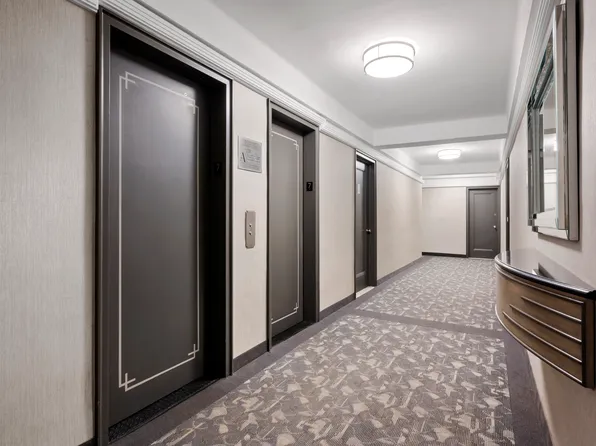 100 Riverside Drive image 9 of 12