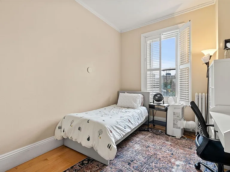 386 Commonwealth Ave #23 — Photo 19