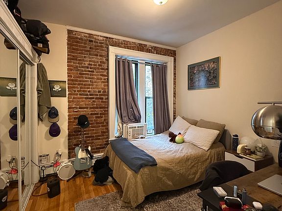 4th image of 408 Marlborough St #20