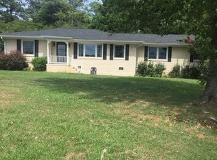 105 Lakeshore Dr, Stockbridge, GA 30281