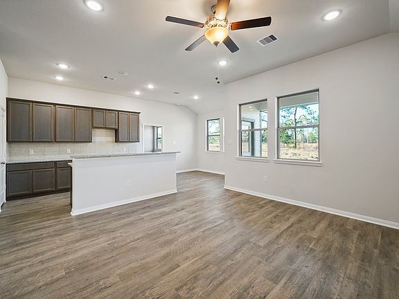 5th image of 14855 Country Club Dr