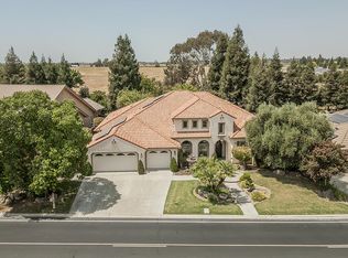 4477 N Quail Lake Dr, Clovis, CA 93619