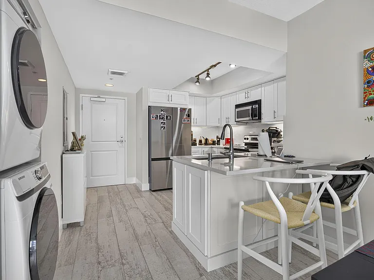 403 S Sapodilla Ave #502 — Photo 10