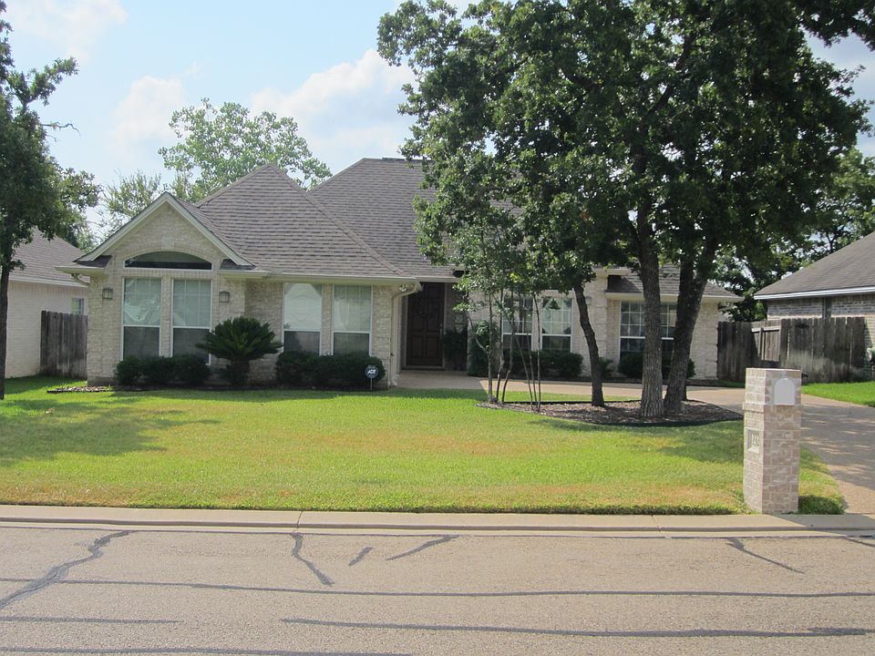 1st image of 2321 Kendal Green Cir
