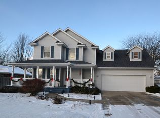 819 Roeser St, Freeland, MI 48623