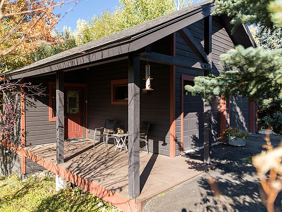 2nd image of 325 Pine Dr
