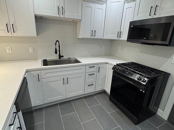 2nd image of 2097 E 11th St