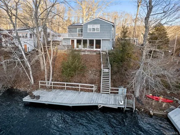 649 Lantern Hill Road, North Stonington, CT 06359